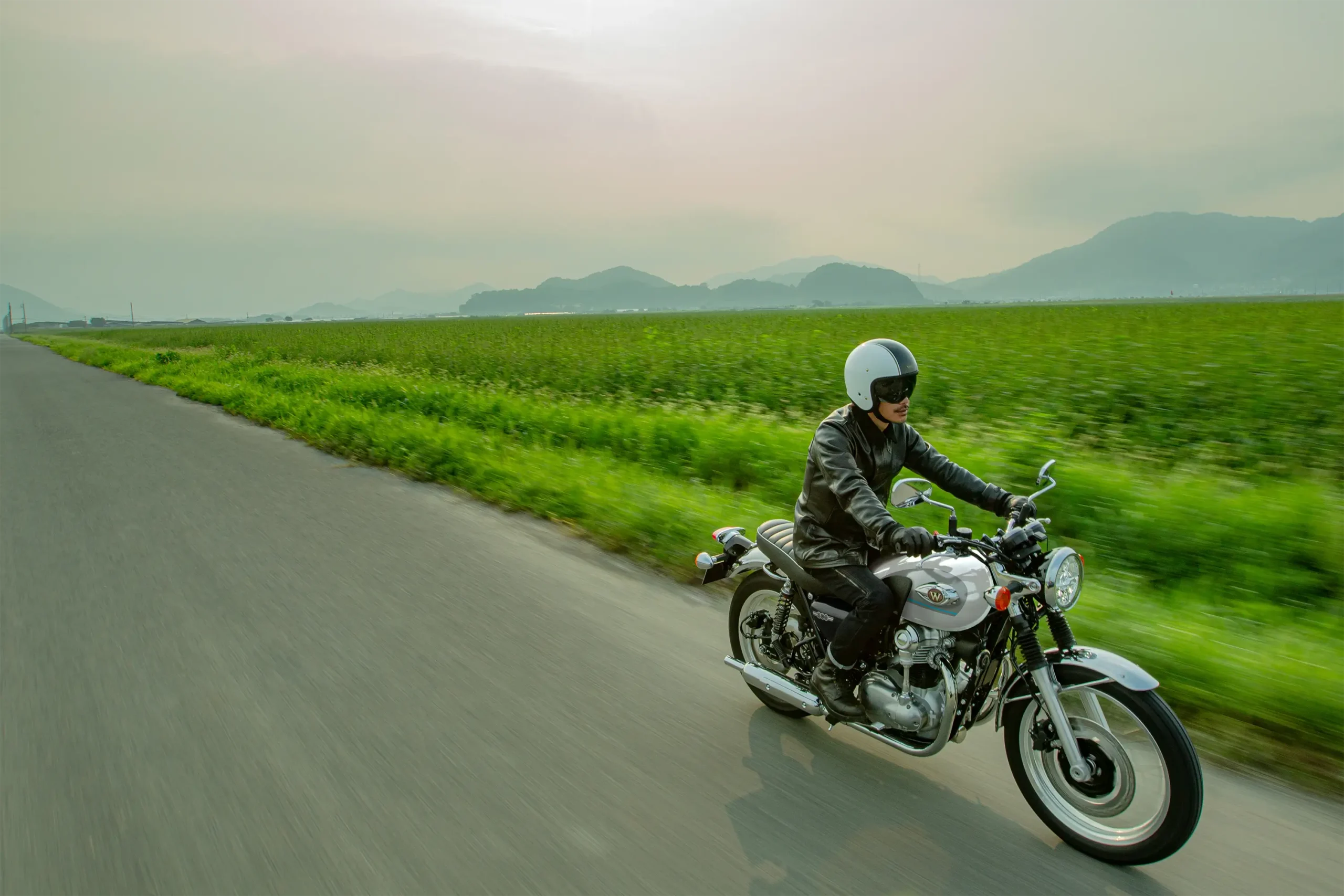 KAWASAKI W800 2026 MAXMOTO