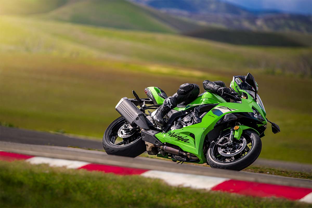 KAWASAKI NINJA ZX-6R MAXMOTO KAWASAKI NINJA ZX-6R MAXMOTO