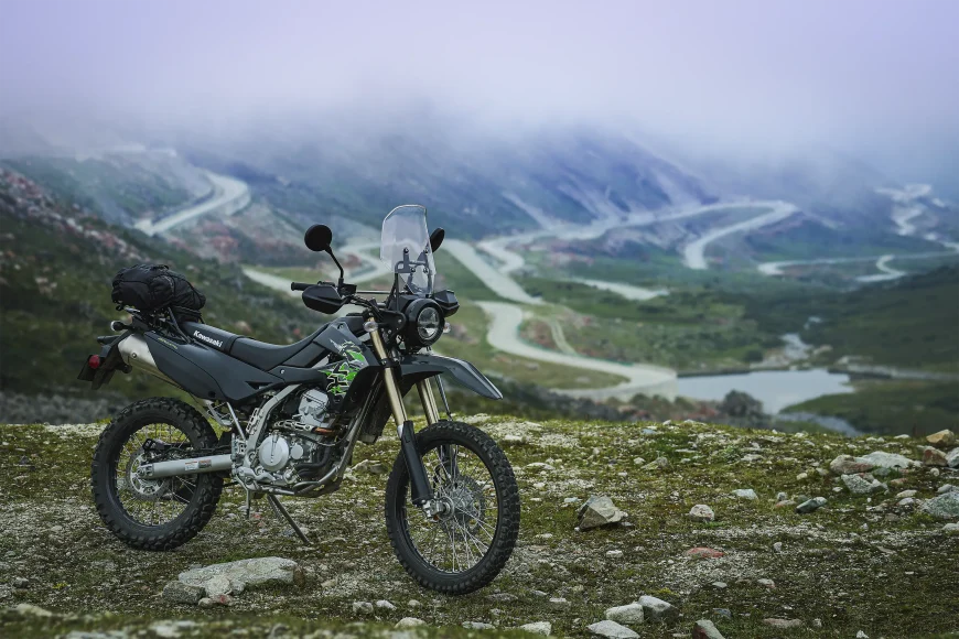 KAWASAKI KLX300 XPL 2027 RA MẮT: DUAL-SPORT 300 PHÂN KHỐI BƯỚC SANG ĐỊA HẠT ADVENTURE